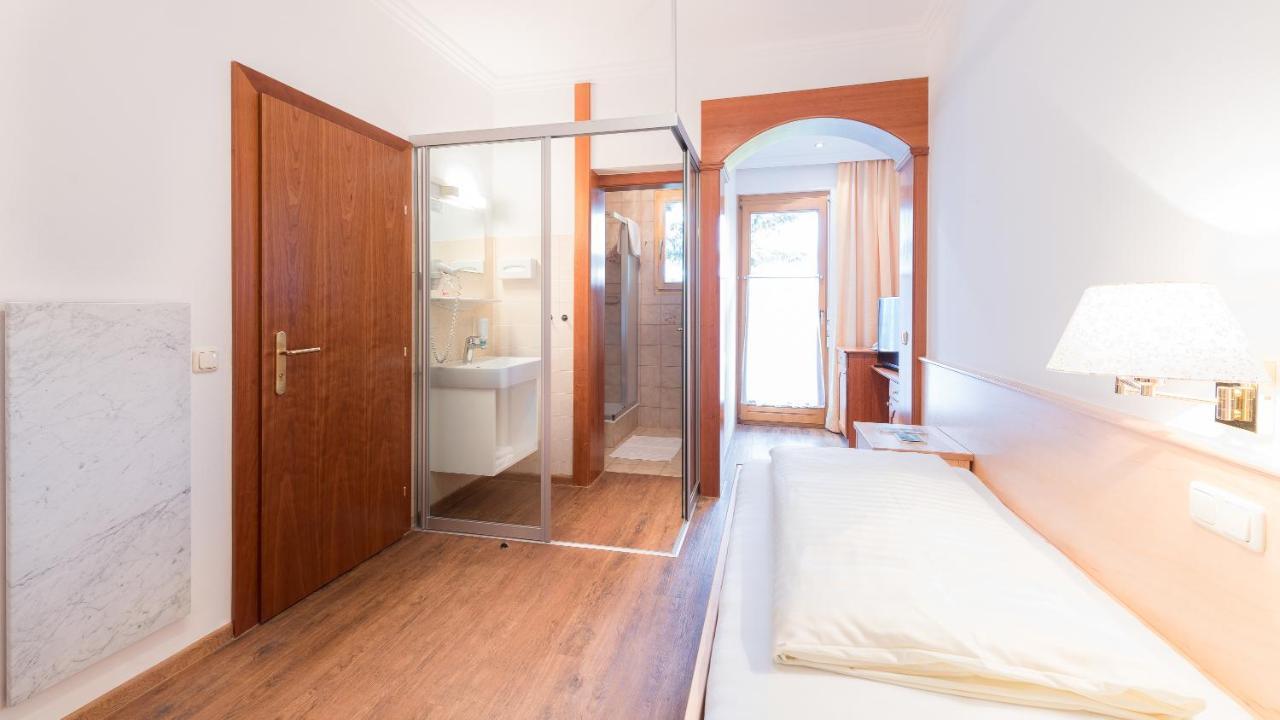 Golf-Tennis-Wellnesshotel Mori Sankt Kanzian am Klopeiner See المظهر الخارجي الصورة